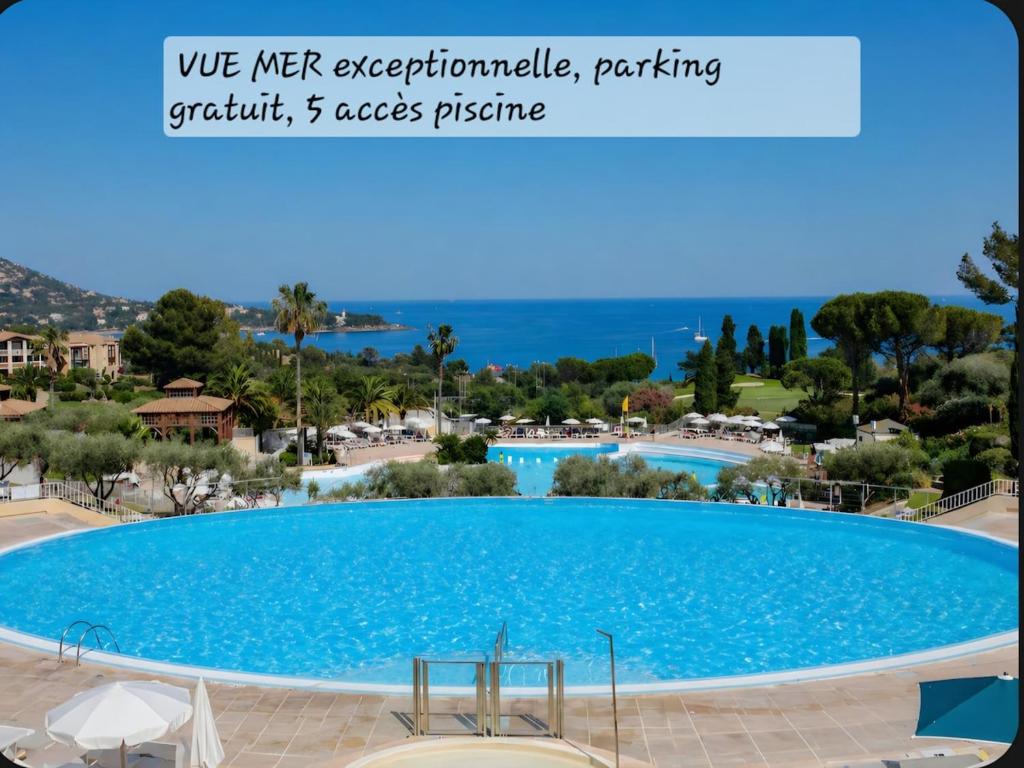 Cap Esterel Appart T2 Vue Mer Climatisé 4-5 personnes - Proche Plage et Commerces avec jardin, Parking gratuit, WiFi, 5 acces piscine - - 1