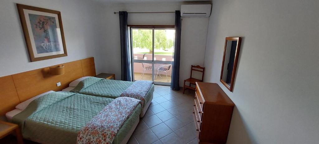 Castelos da Rocha — Hotel rooms in Portimão, Faro