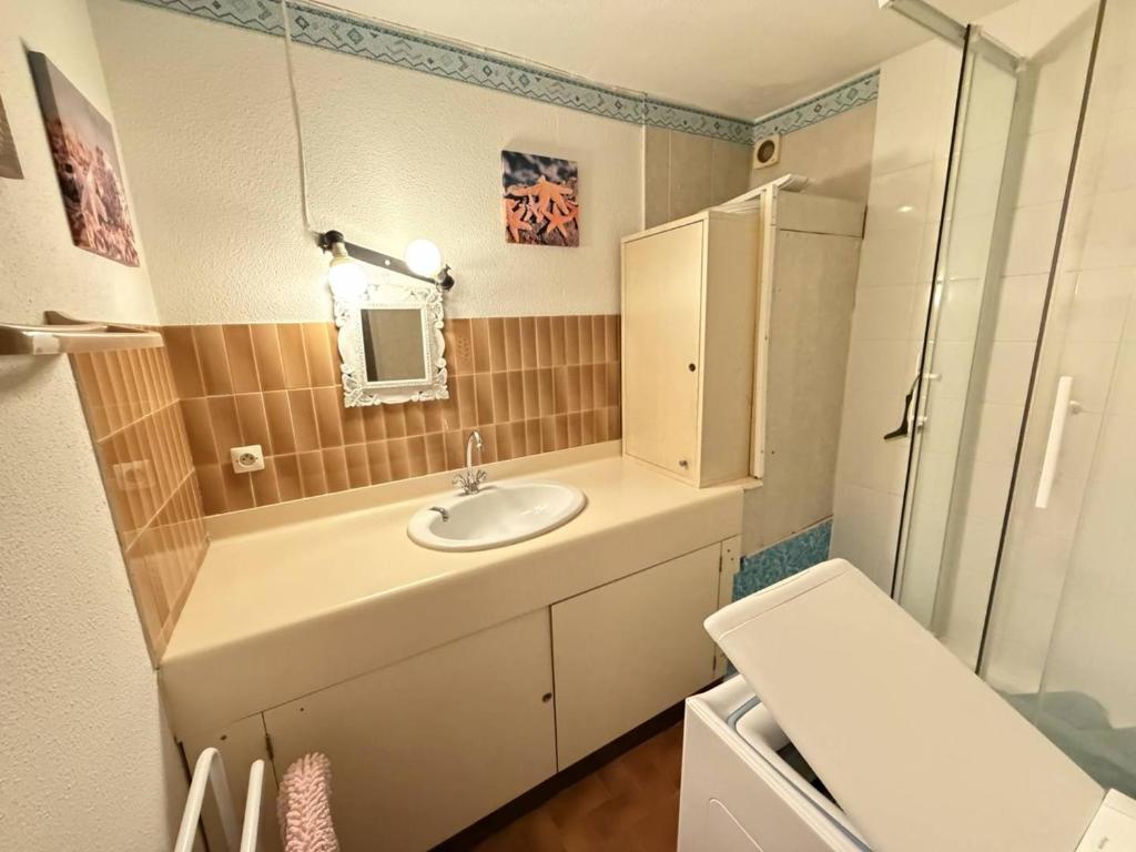 Appartement T2 à Argelès-sur-Mer, plage à 300m, piscine, parking privé, animaux acceptés - FR-1-388-109 - 2