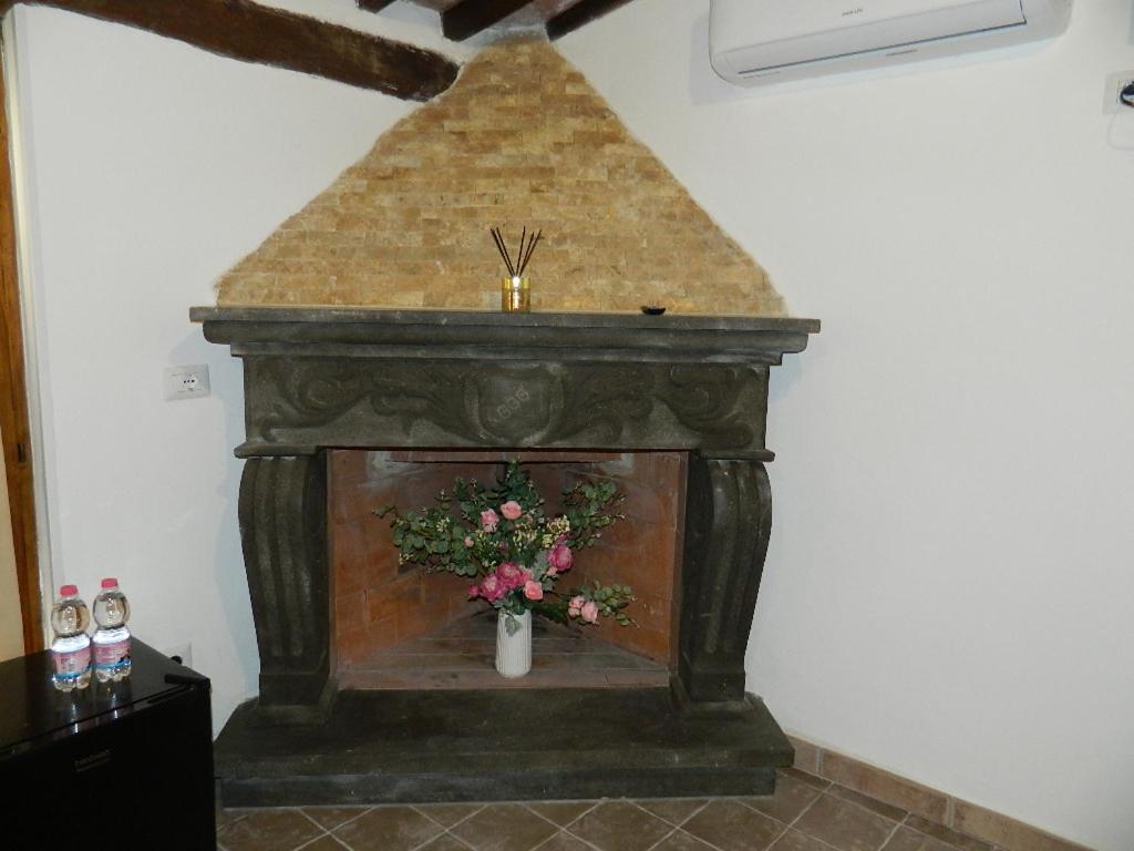 Suite matrimoniale Sofia con bagno privato - 5