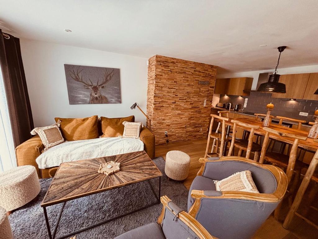 Spacious and stylish flat at the foot of the Mont-Blanc ideal for ski in ski out - 3