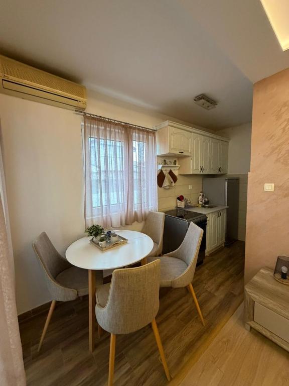 Laura apartman - 5