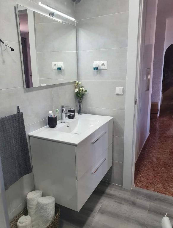 2-Bedroom Sea View Suite - 5