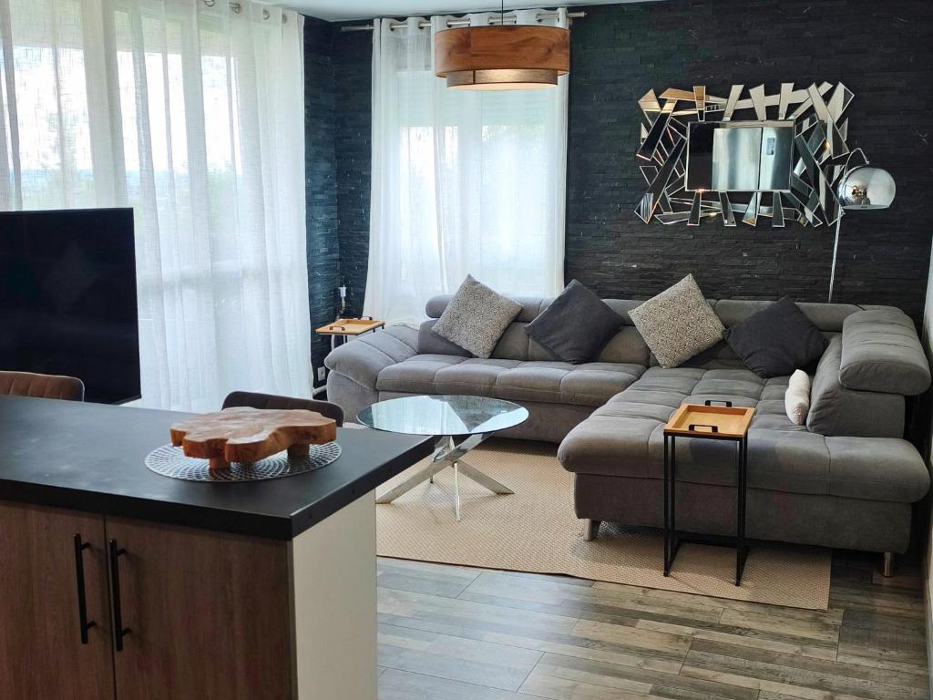 Grand Appartement 80m2 - 3 Chambres - 7 min du centre - Résidence calme - Idéal Famille - 1