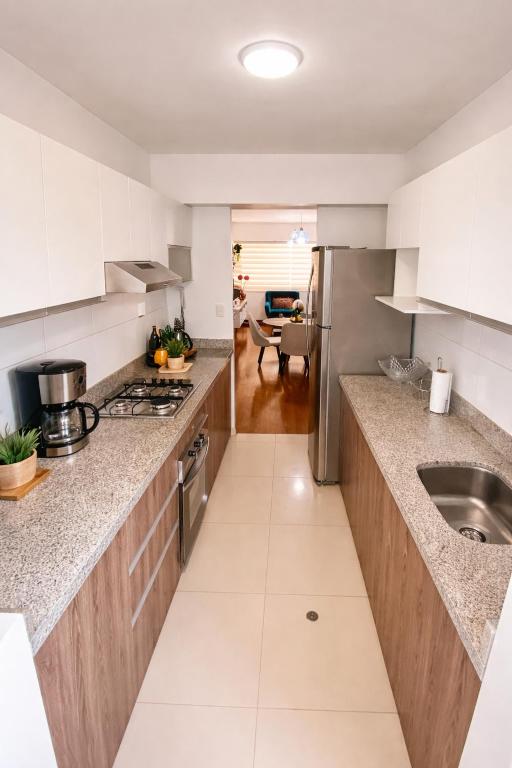 Departamento moderno cerca al mar, 2 habitaciones - 2