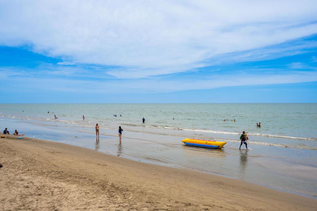 BeachEscape Cartagena Apartment in Serena del Mar Near Beach - 3