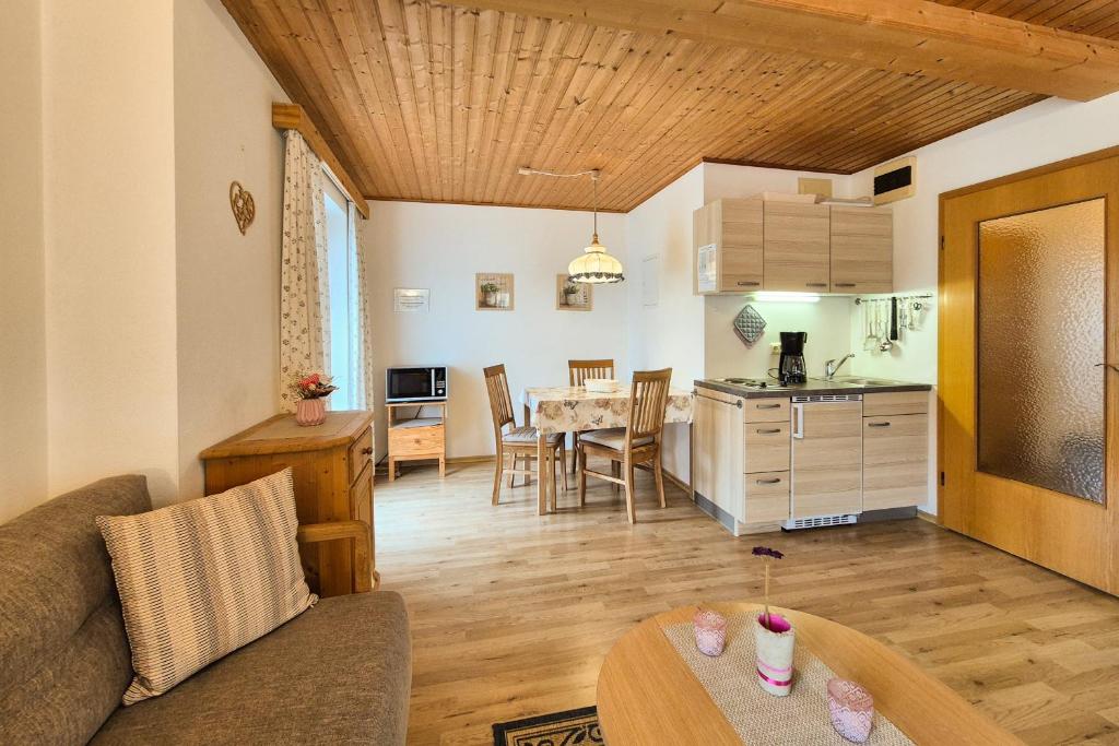 Haus Sonnenschein Ferienwohnung Hochkalter - 2