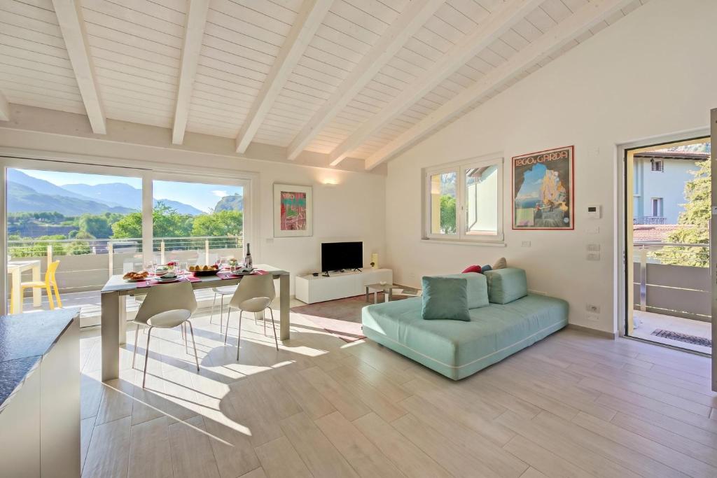 Mirabelle - Apartment with Terrace & Views - Happy Rentals - 3