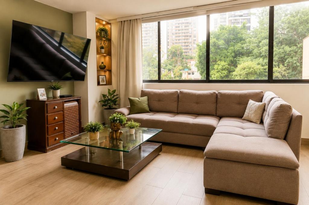 Penthouse Jacuzzi Leras Park - 3