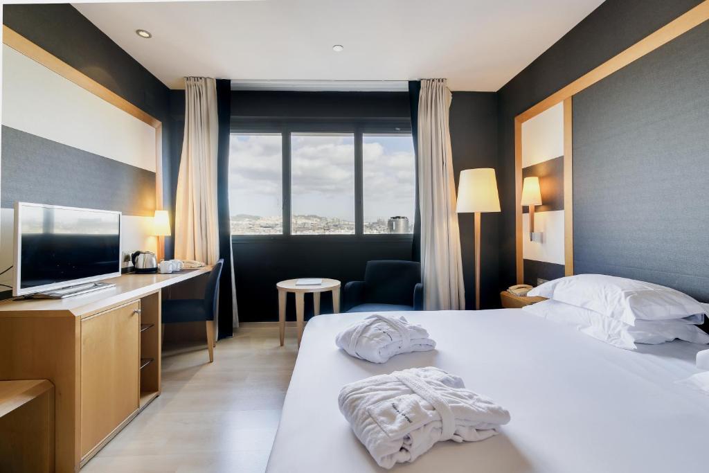 Hotel Barcelona Universal - 5