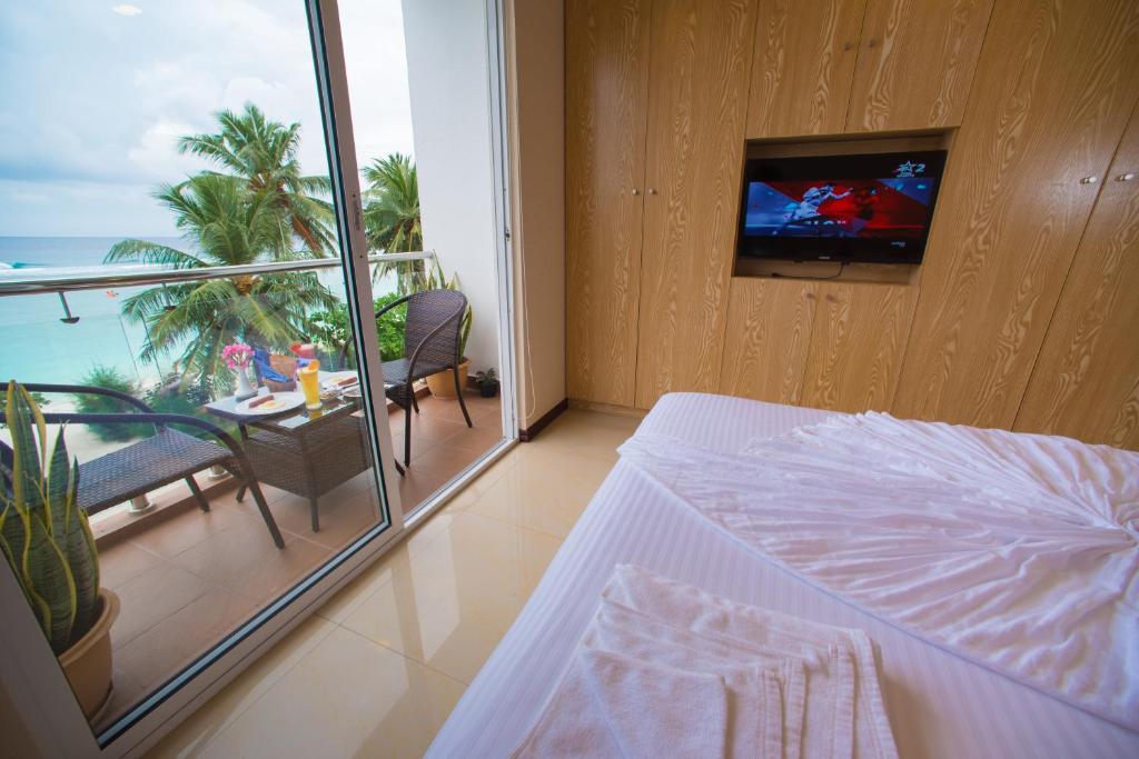 Balcony/terrace, Hathaa Beach Maldives in Male City and Airport
