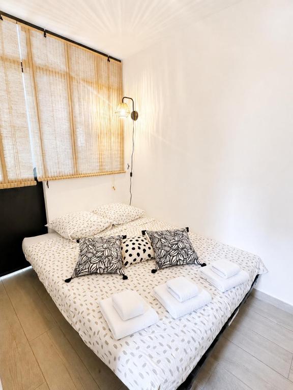 Cocoon élégant - Terrasse, plages à pied et pkg privé - 5