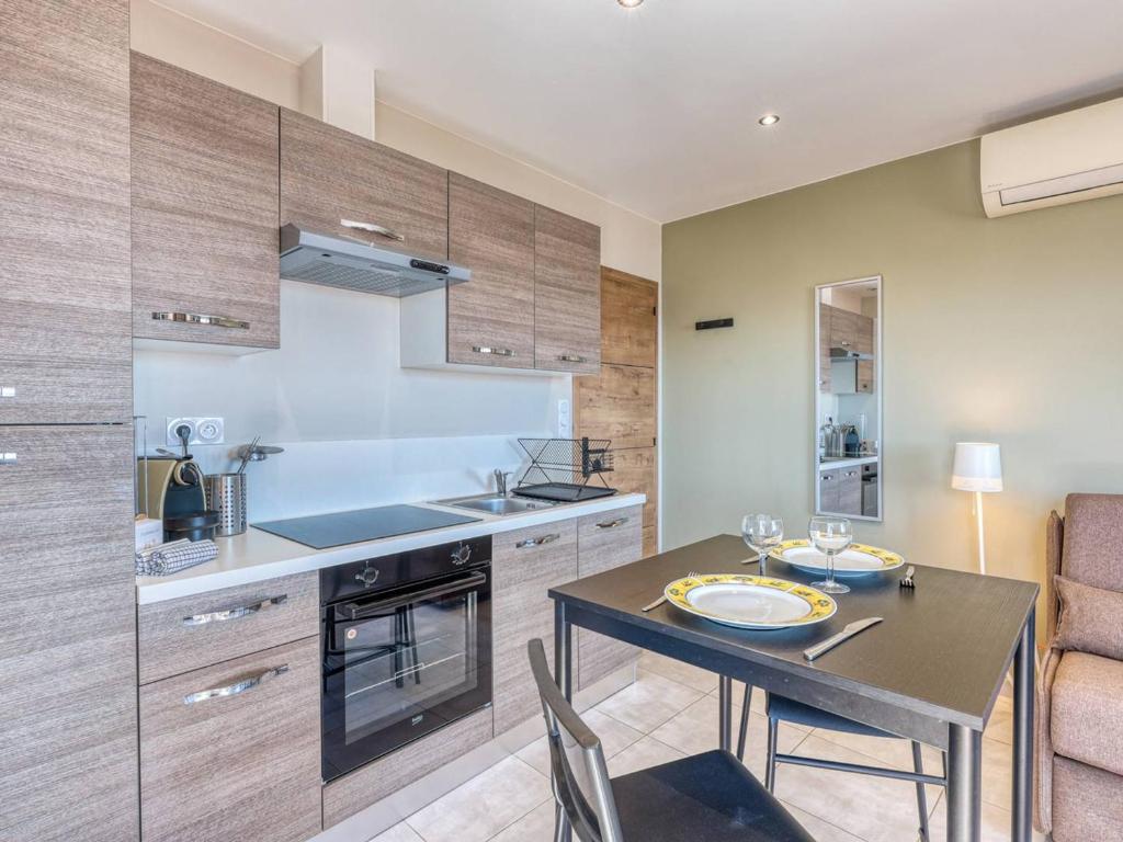 Appartement Climatisé Centre du Lavandou, Proche Plage - FR-1-816-6 - 4