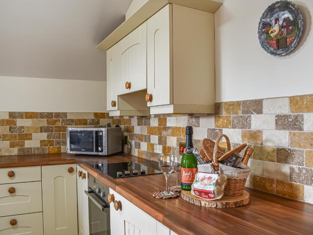 Beudy Hen, Llanfair photo 7