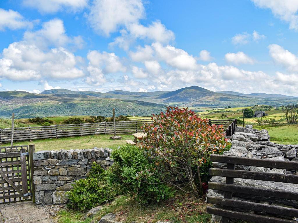 Beudy Hen, Llanfair photo 8