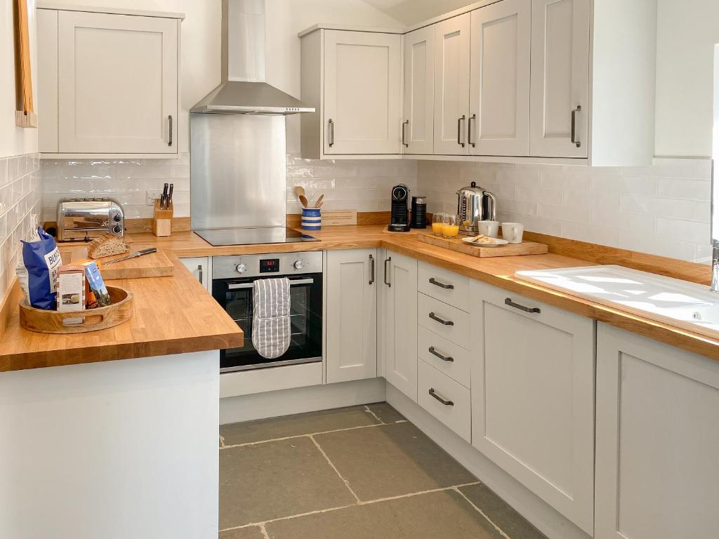Barn Cottage, Newquay photo 6