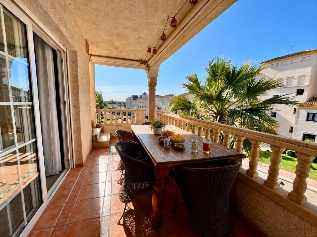 Private Solarium - Golf and Pool View - Las Ramblas 830 - 1