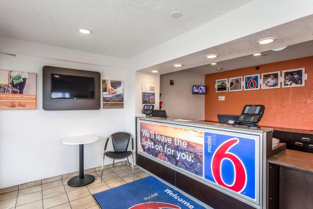 Motel 6-Albuquerque, NM - South - Airport photo