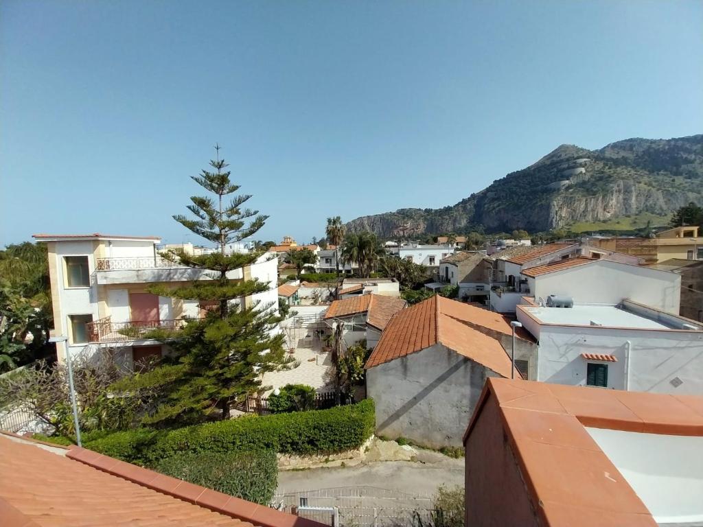 Ninni Mondello House-Terrace & Free Parking - 3