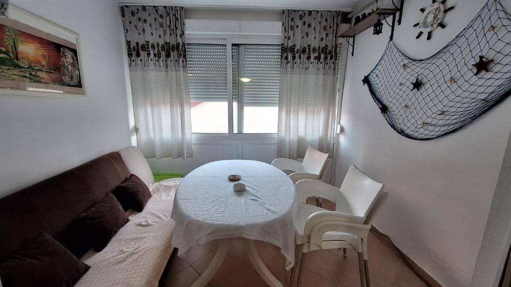 Two bedroom apartment - 4