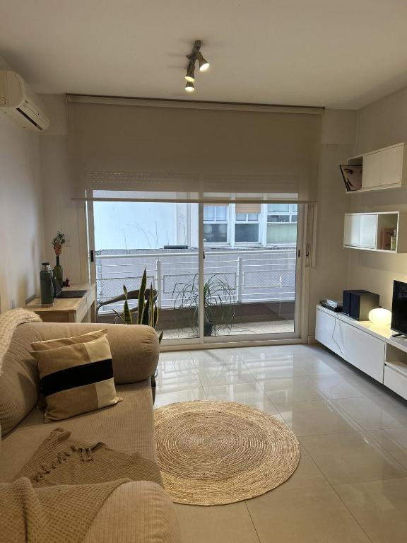 elegante departamento en recoleta - 1