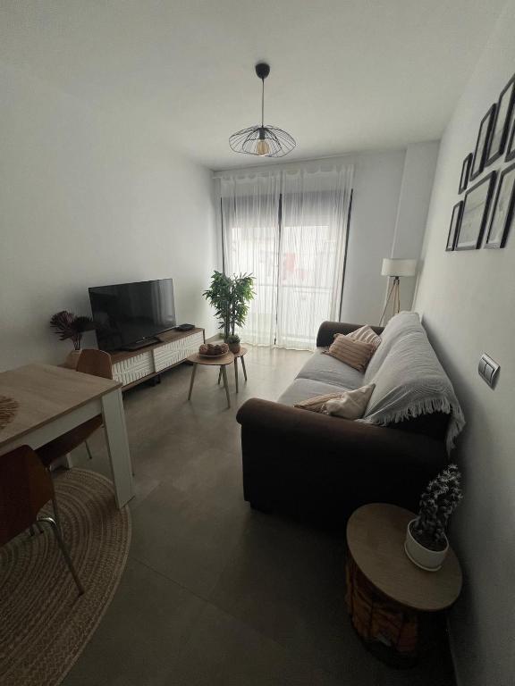 Centrally located apartment with free parking - 2