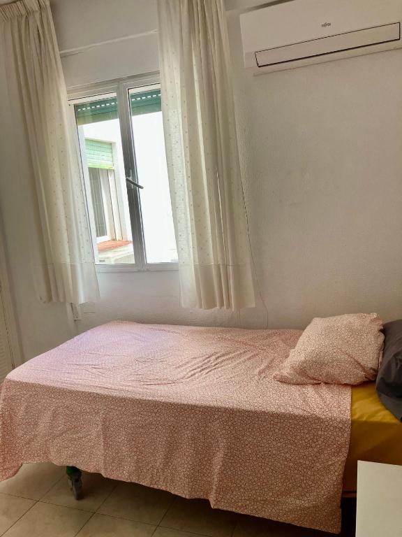 Budget Good Location Bedroom - 1