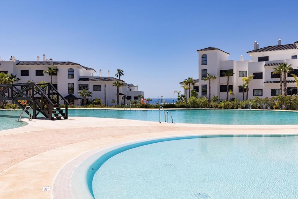Incredible Sea View Apartment at Estepona Hills - 4