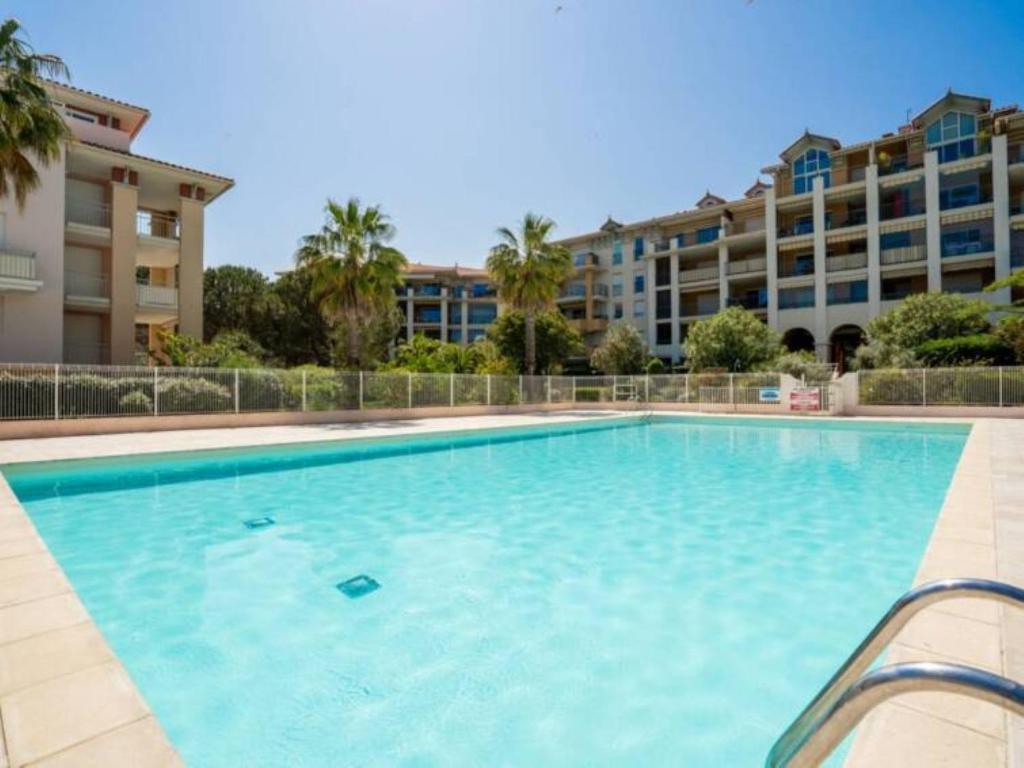 Charmant appartement bord mer dans un grand parc - 1