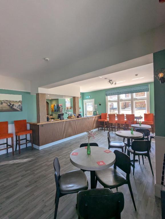 Bar 21, Hunstanton photo 7
