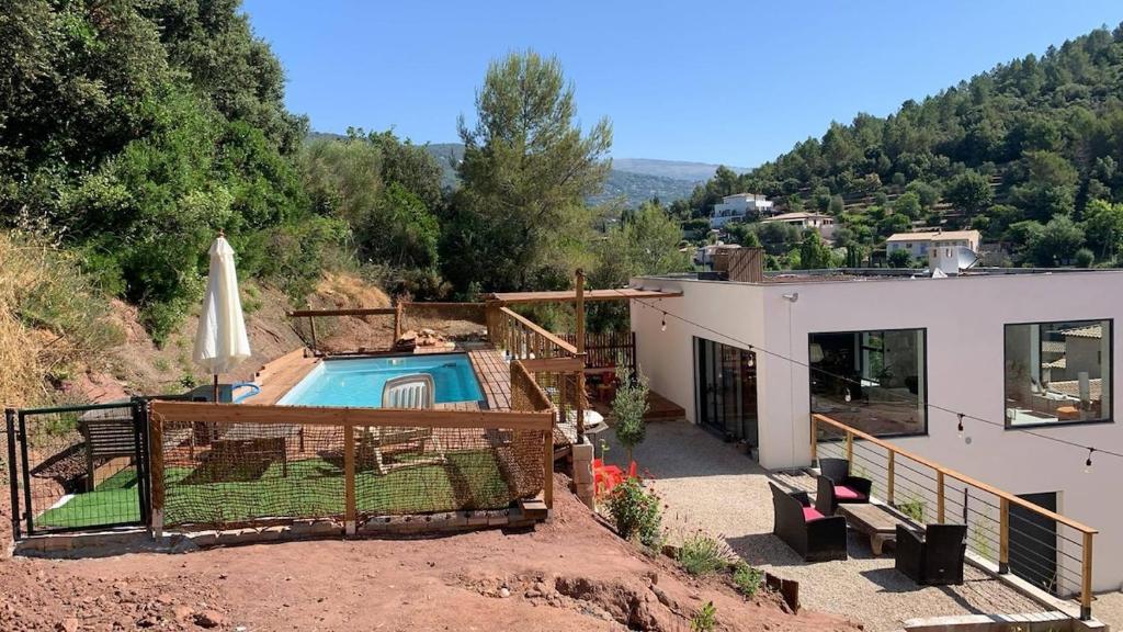 Modern Villa ideal for families - 2