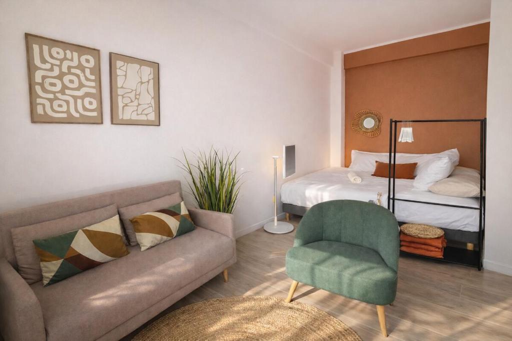 Le Petit Safran - Une chambre et terrasse - 3