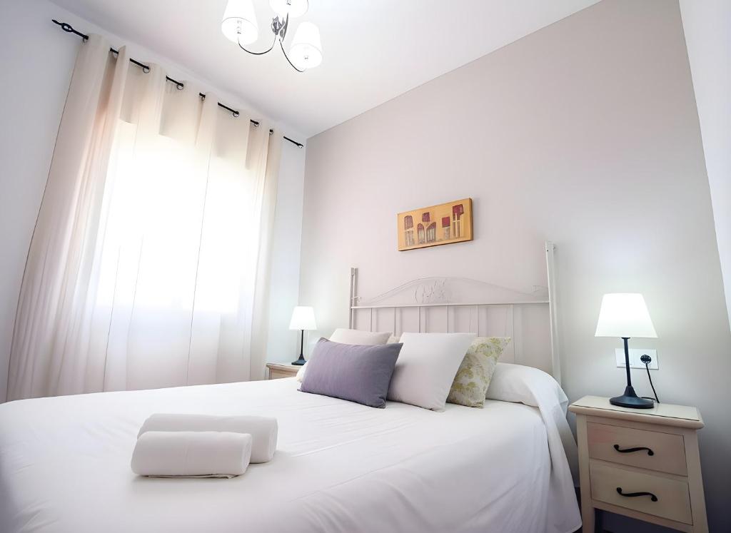 Apartamento con Piscina compartida y Terraza privada - 5
