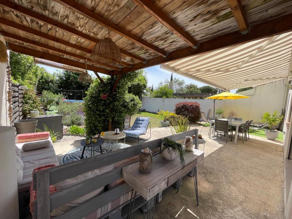 Villa plein sud, piscine & pétanque pour 7 personnes - 1
