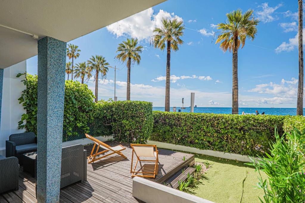 Exclusive Seafront Gem - Direct Beach Access - Terrace - Private parking - 8 people - Juan-les-Pins - 1