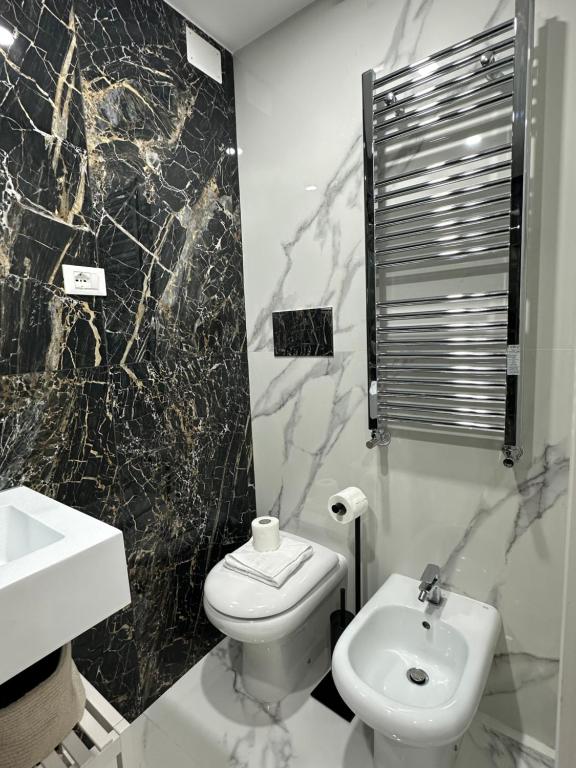 Dimora Romana Suites - 4