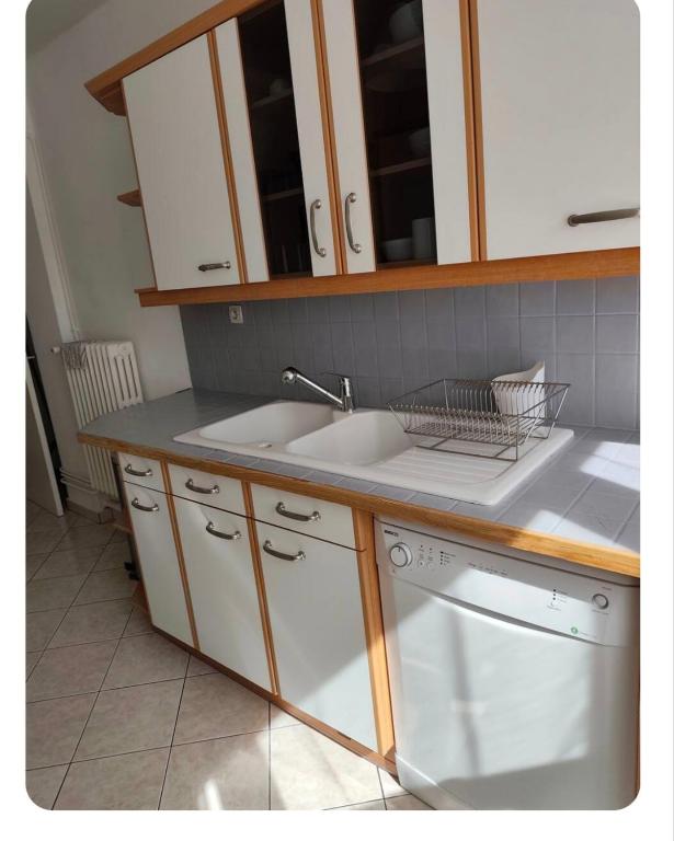 Appartement spacieux cosy en hypercentre proximité Cathédrale, Coliseum - 3