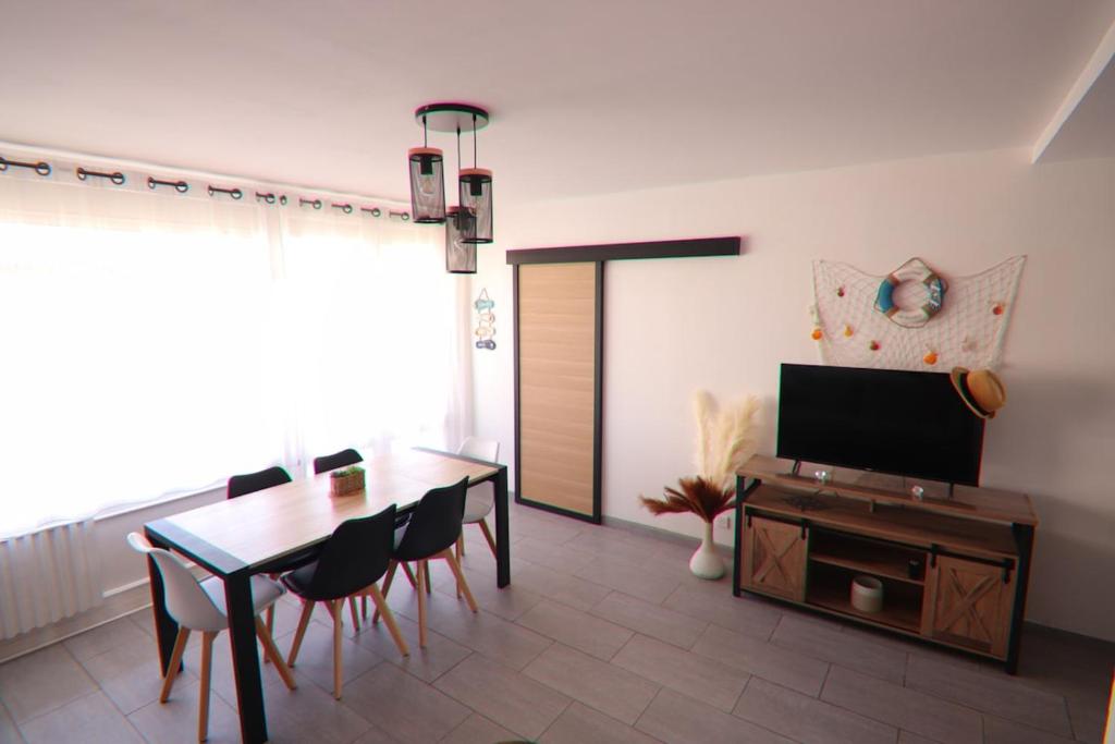 T4 Pro et Famille - Plage - Base Nature - Tout à pied - Parking - Commerces - 3