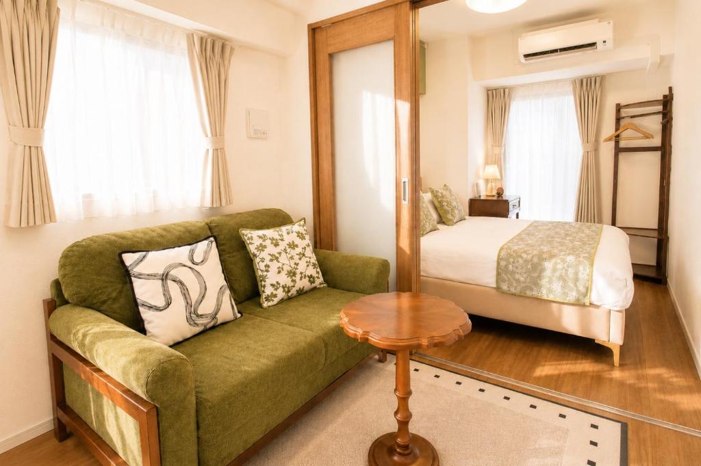 Landmark Sunshine Hotel