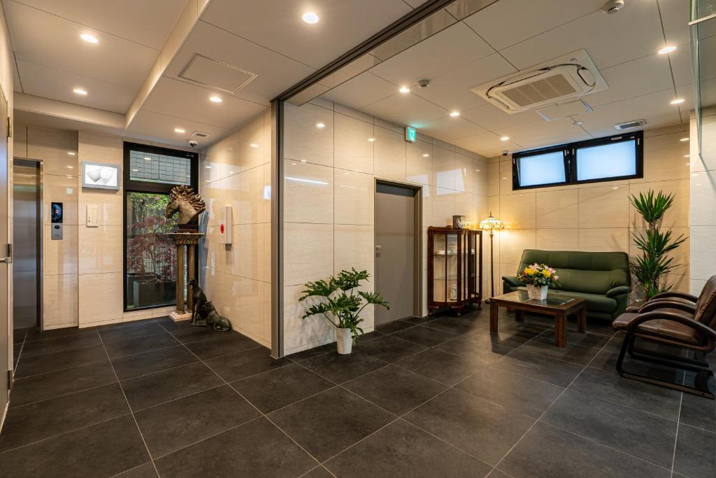 Akino Inn, New Apart ment Hotel, Japanese Style, 2BR with Large Balcony, Private Bath and Separate T