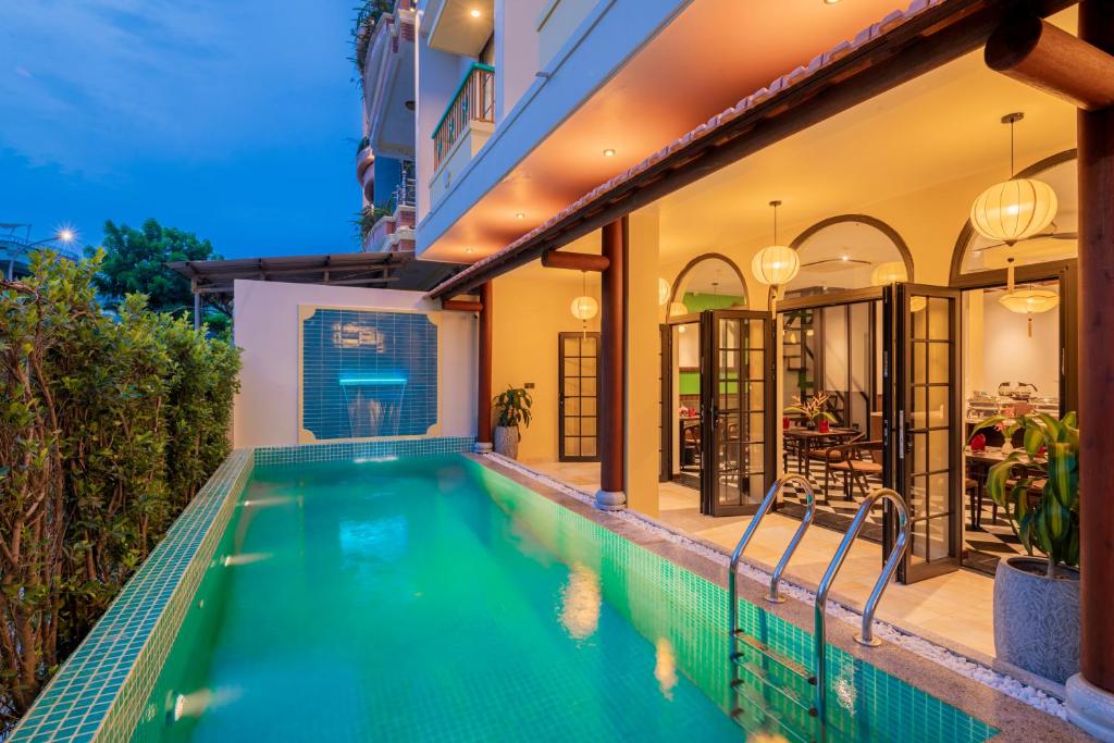 Backhome Boutique Old Town Hoi An