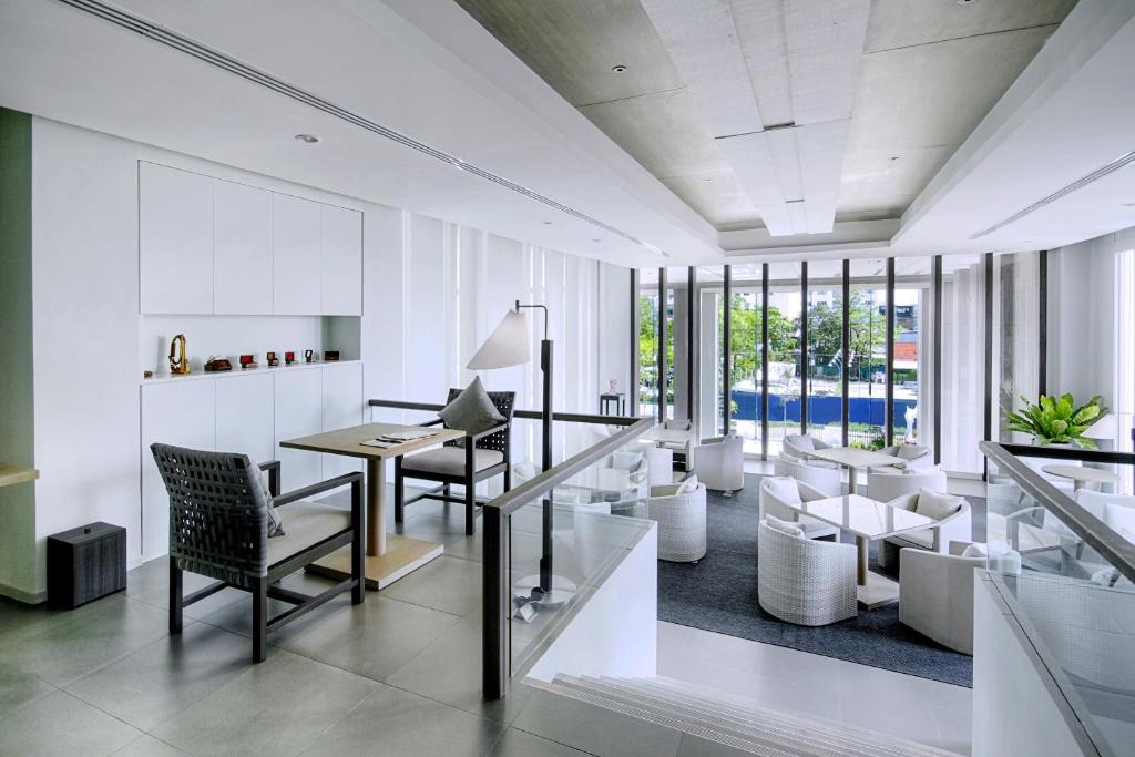 Bar/lounge