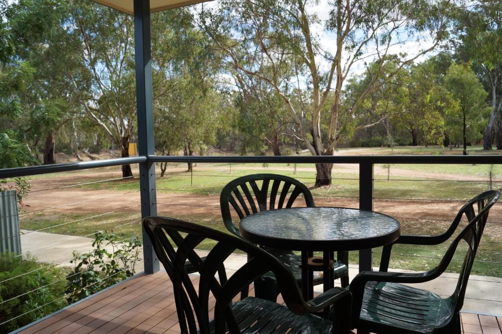 Tooleybuc River Retreat Villas photo
