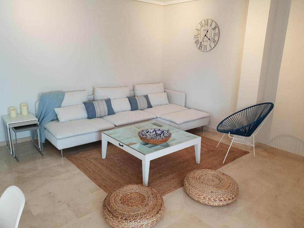 Apartment 50m from the beach-swimming pool-garage - 4