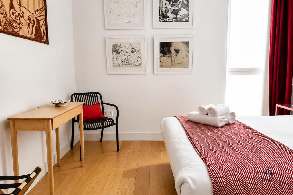 Living4Malaga Prime Center Two Bedrooms 2B - 4