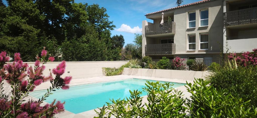 Appartement climatisé avec piscine et parking à Uzès - 2