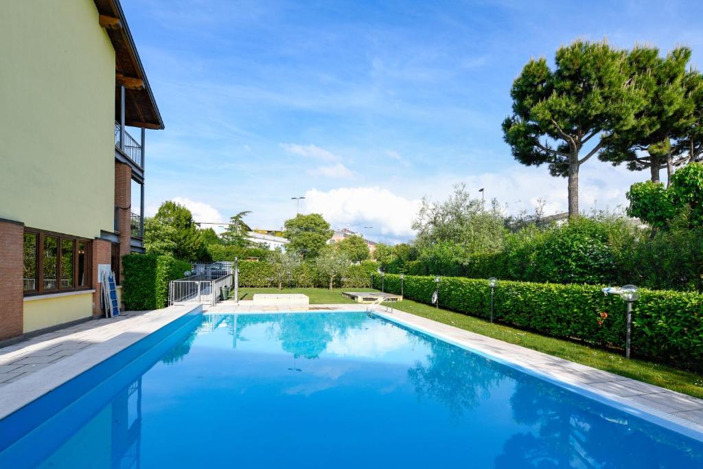 Loft Soppalcato con Patio, Piscina e Parcheggio - 5