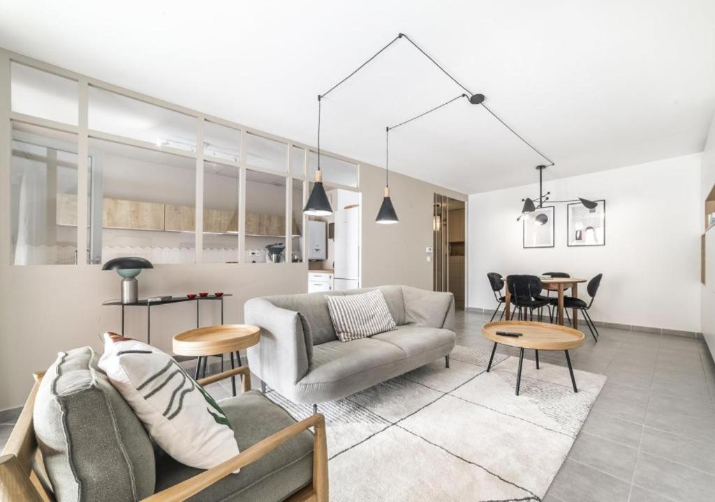 Élégant T3 au Panier centre Vieux Port avec Terrasse Privée et option Parking - 1