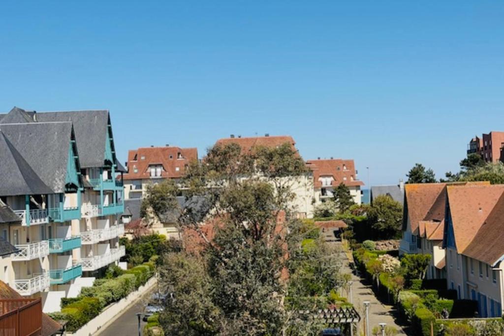 Nice Flat 2 Steps From The Beach - 2 bedrooms - 5