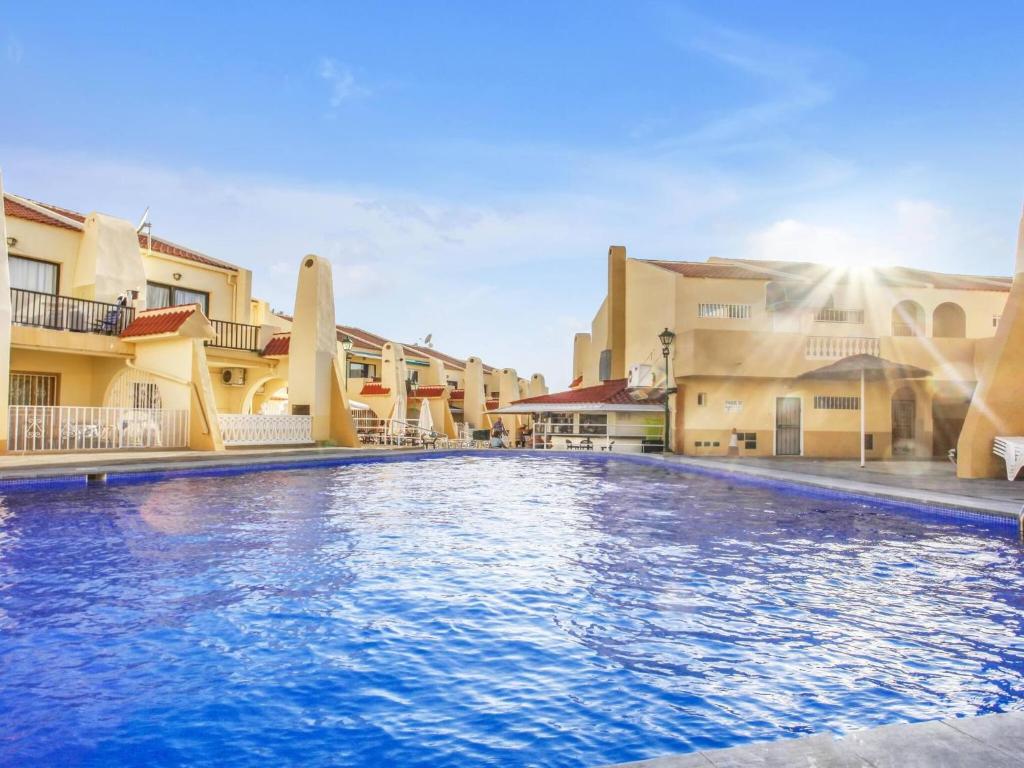 Fañabe Beach, Beaches at 400 m, 2 Terraces - 4